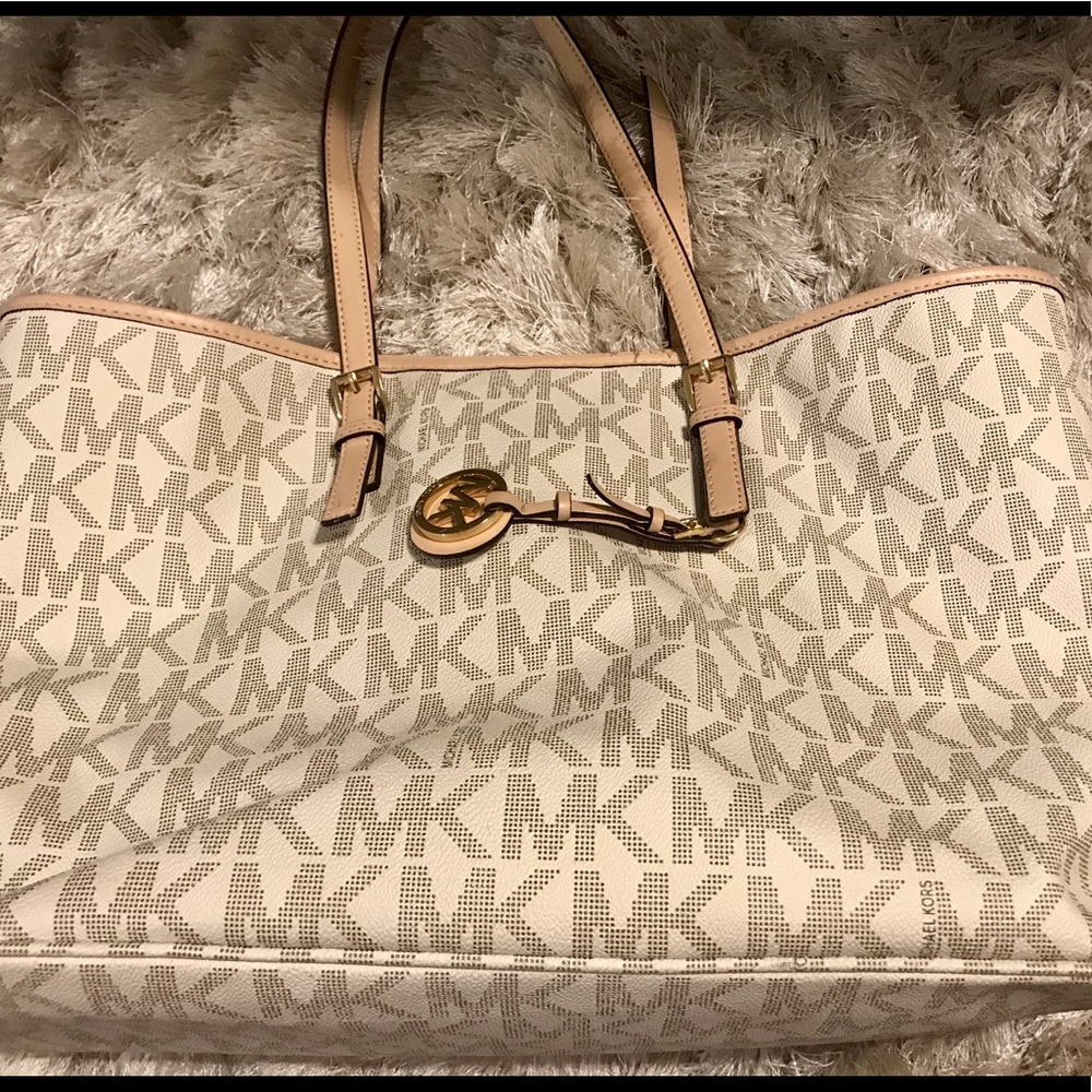 🌵MICHAEL KORS PURSE